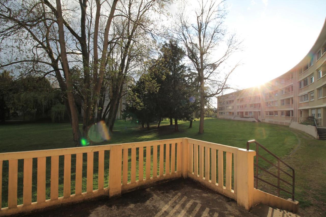 Derniere Reservations Avant Indisponibilite En Septembre Pour 12 Mois, Illimites Jacuzzi Spa Bain A Remous Interieur, Sauna Interieur, Parking Reserve, Vue Et Acces Parc, Prestations Uniques, 1Er Etage Corbeil-Essonnes Esterno foto