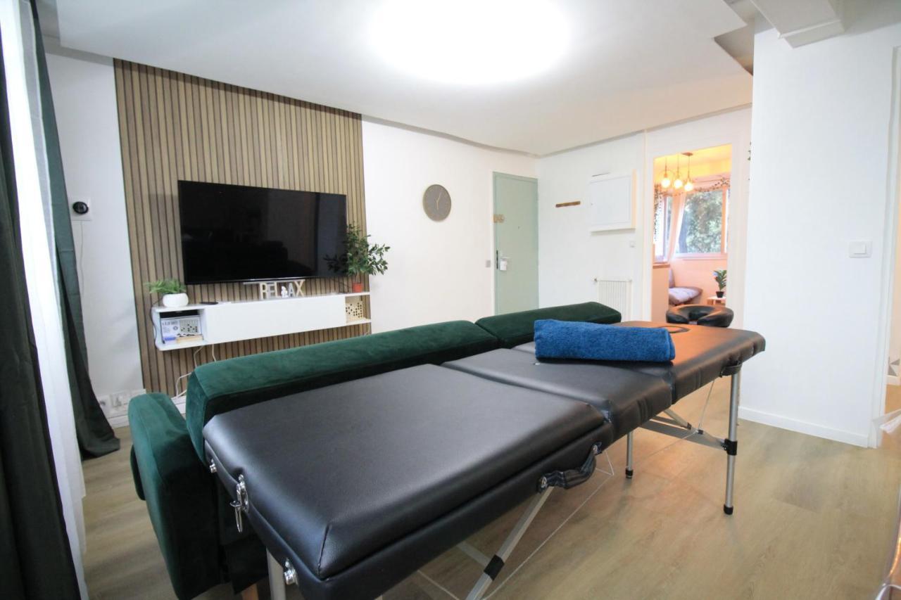 Derniere Reservations Avant Indisponibilite En Septembre Pour 12 Mois, Illimites Jacuzzi Spa Bain A Remous Interieur, Sauna Interieur, Parking Reserve, Vue Et Acces Parc, Prestations Uniques, 1Er Etage Corbeil-Essonnes Esterno foto