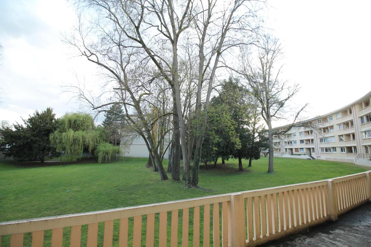 Derniere Reservations Avant Indisponibilite En Septembre Pour 12 Mois, Illimites Jacuzzi Spa Bain A Remous Interieur, Sauna Interieur, Parking Reserve, Vue Et Acces Parc, Prestations Uniques, 1Er Etage Corbeil-Essonnes Esterno foto
