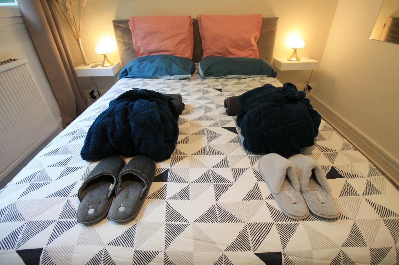 Derniere Reservations Avant Indisponibilite En Septembre Pour 12 Mois, Illimites Jacuzzi Spa Bain A Remous Interieur, Sauna Interieur, Parking Reserve, Vue Et Acces Parc, Prestations Uniques, 1Er Etage Corbeil-Essonnes Esterno foto