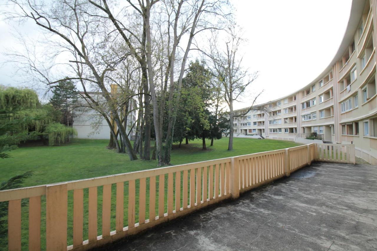 Derniere Reservations Avant Indisponibilite En Septembre Pour 12 Mois, Illimites Jacuzzi Spa Bain A Remous Interieur, Sauna Interieur, Parking Reserve, Vue Et Acces Parc, Prestations Uniques, 1Er Etage Corbeil-Essonnes Esterno foto
