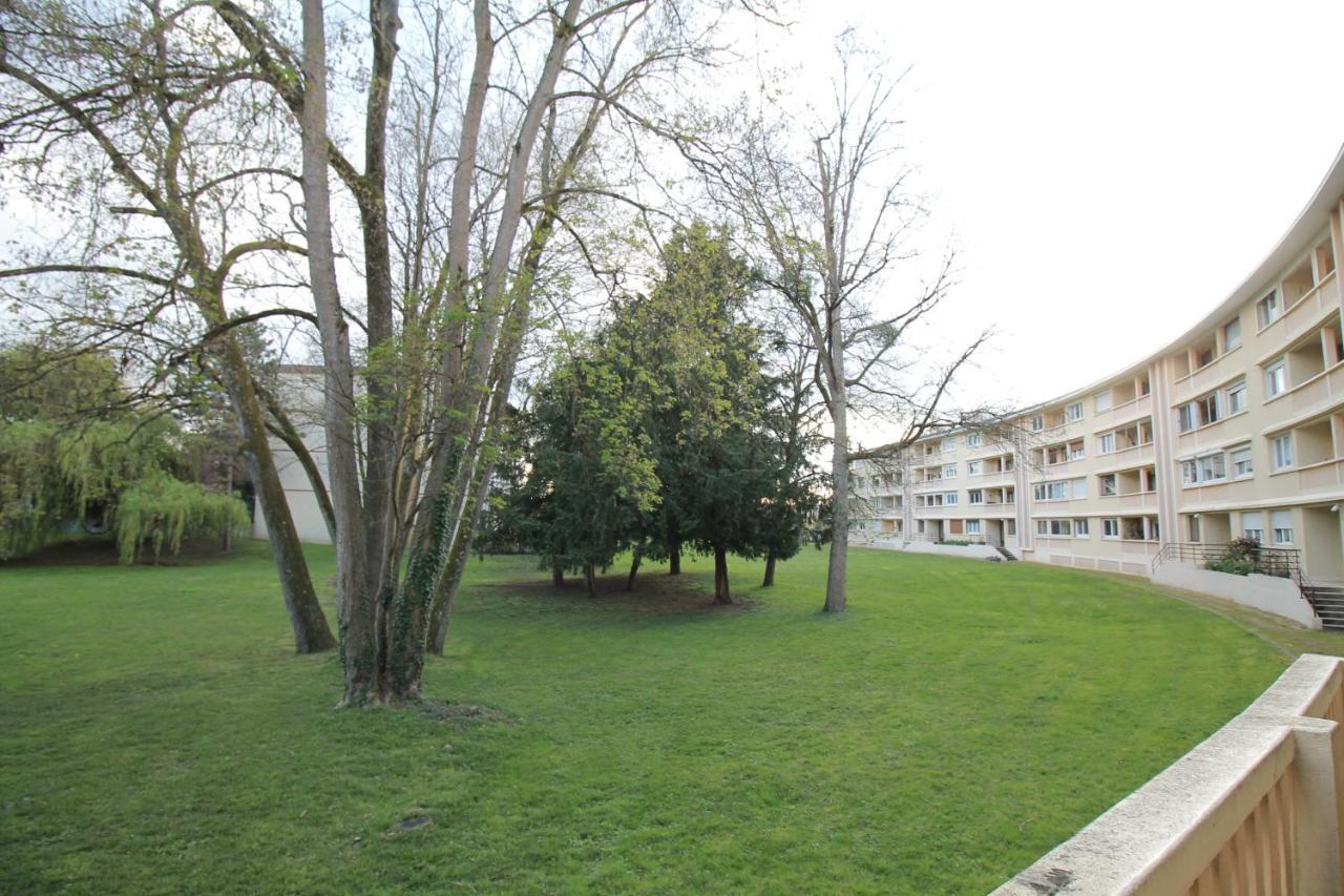 Derniere Reservations Avant Indisponibilite En Septembre Pour 12 Mois, Illimites Jacuzzi Spa Bain A Remous Interieur, Sauna Interieur, Parking Reserve, Vue Et Acces Parc, Prestations Uniques, 1Er Etage Corbeil-Essonnes Esterno foto