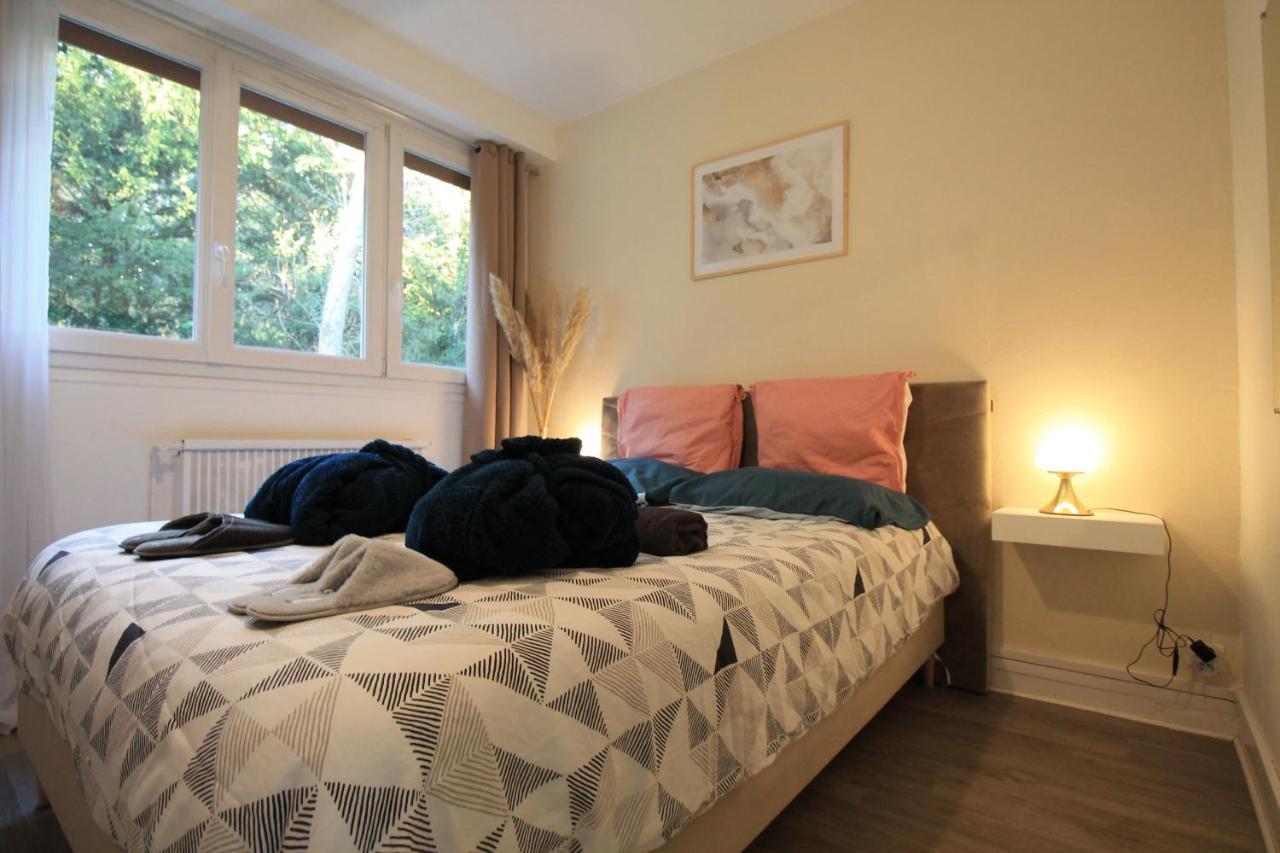 Derniere Reservations Avant Indisponibilite En Septembre Pour 12 Mois, Illimites Jacuzzi Spa Bain A Remous Interieur, Sauna Interieur, Parking Reserve, Vue Et Acces Parc, Prestations Uniques, 1Er Etage Corbeil-Essonnes Esterno foto